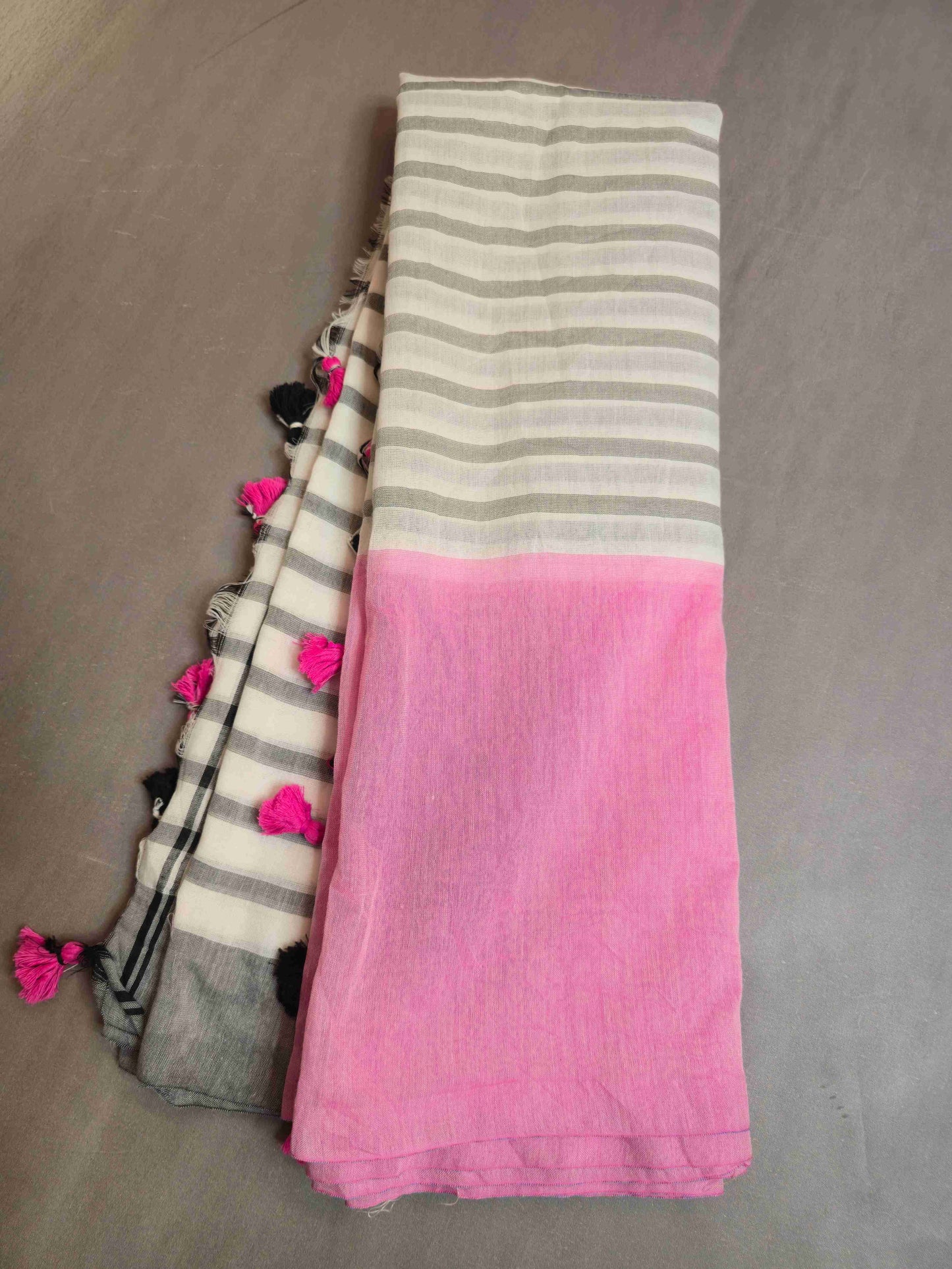 Mul Saree - with B&W pallu