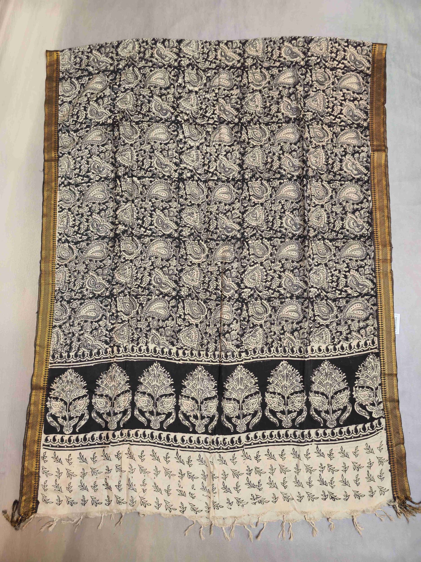 Kalamkari screen printed dupatta with nizam border
