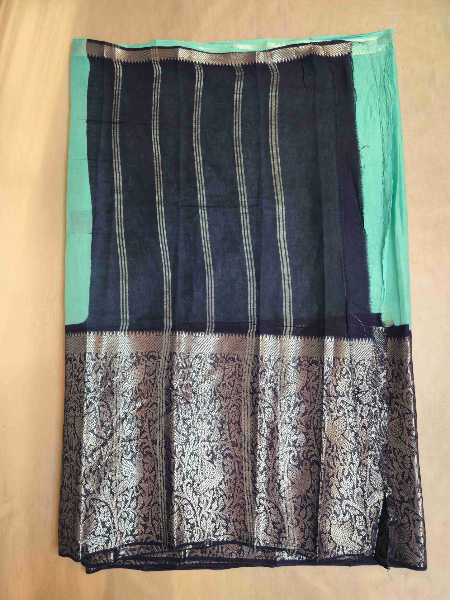 Sungudi Long Border Saree