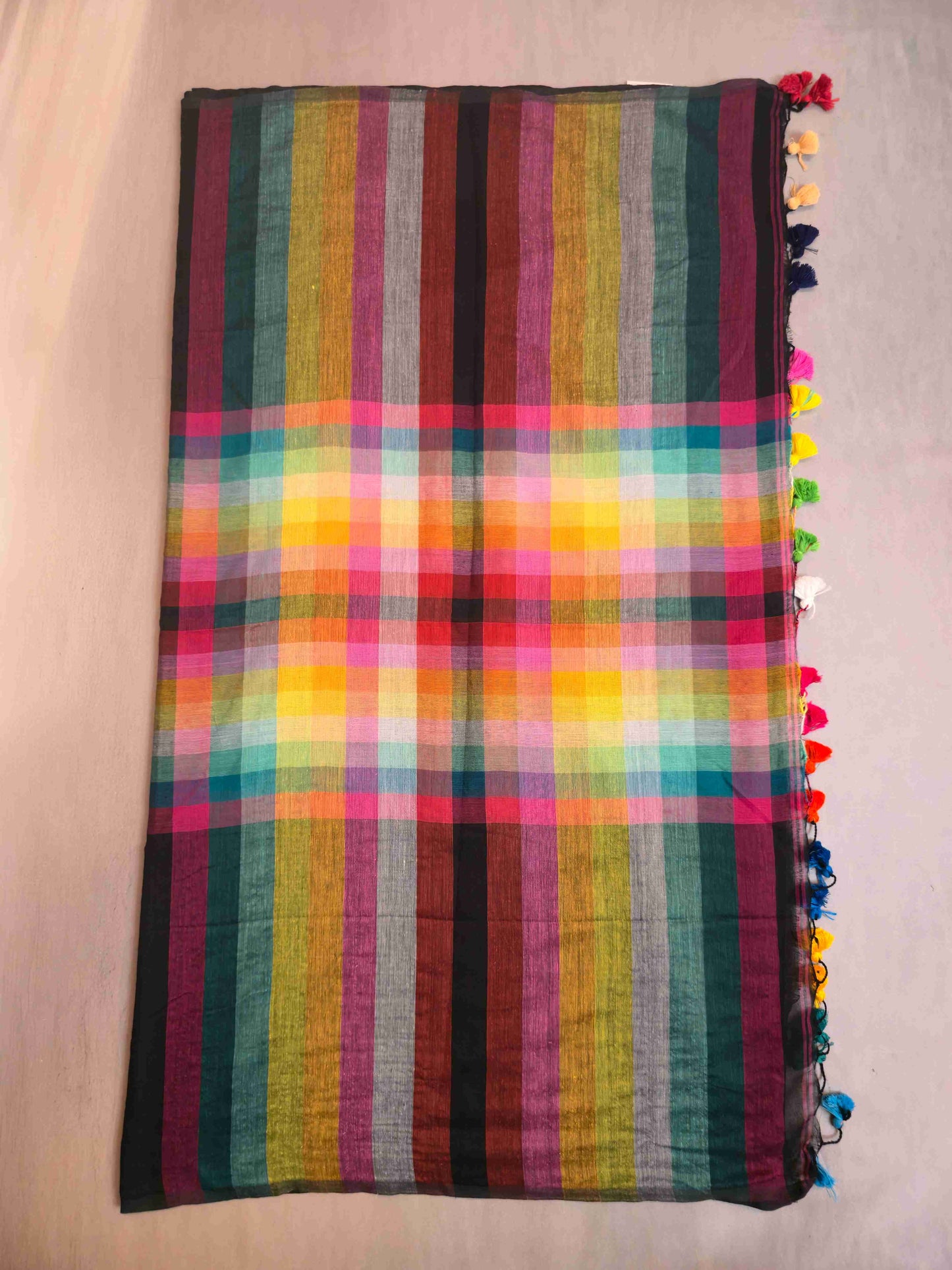 Mul cotton saree with rainbow pallu