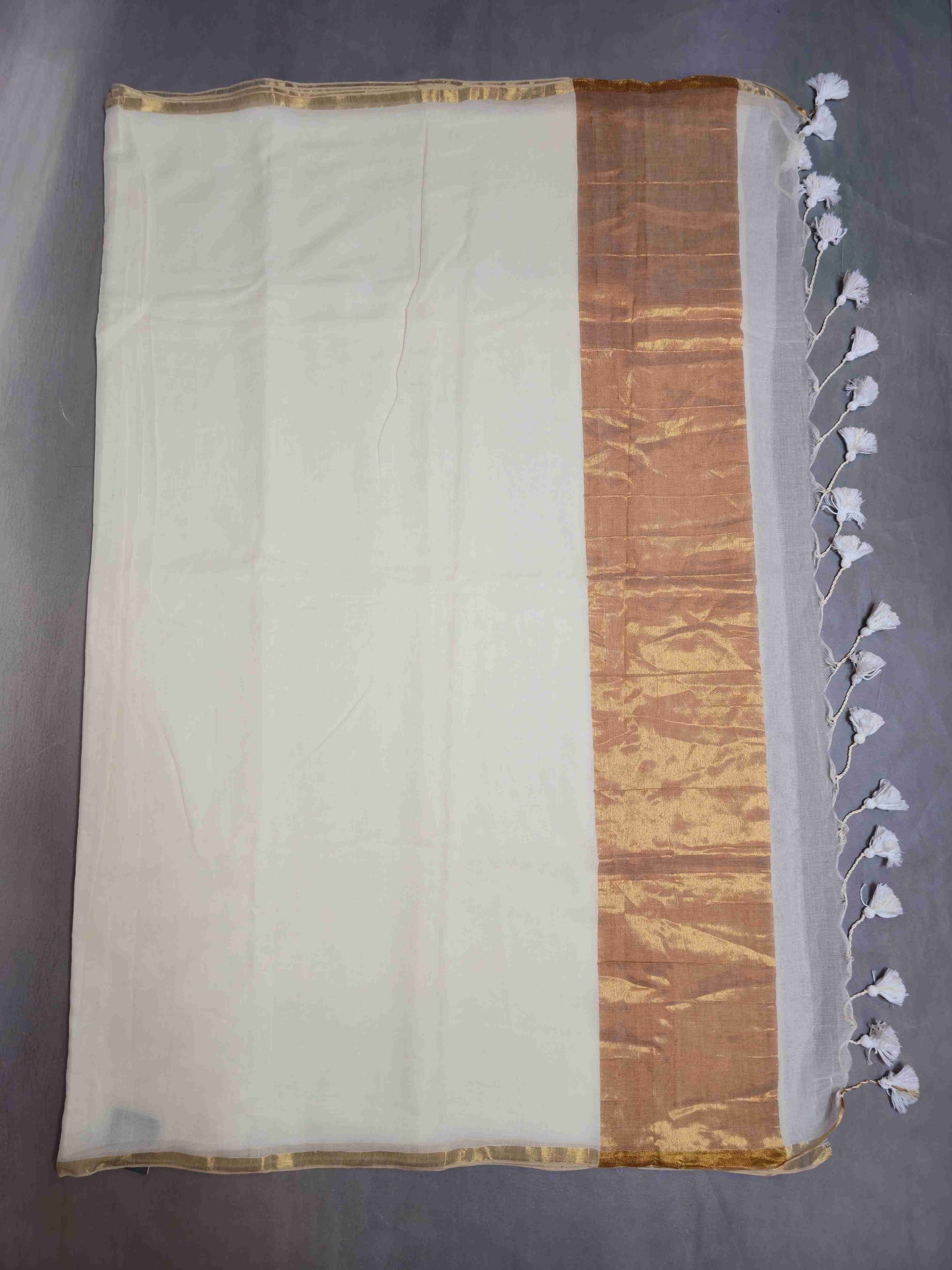 Mul cotton saree with kasavu pallu
