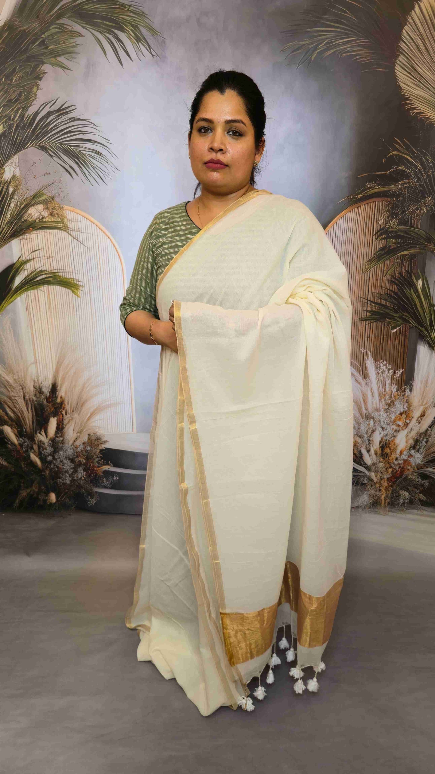 Mul cotton saree with kasavu pallu