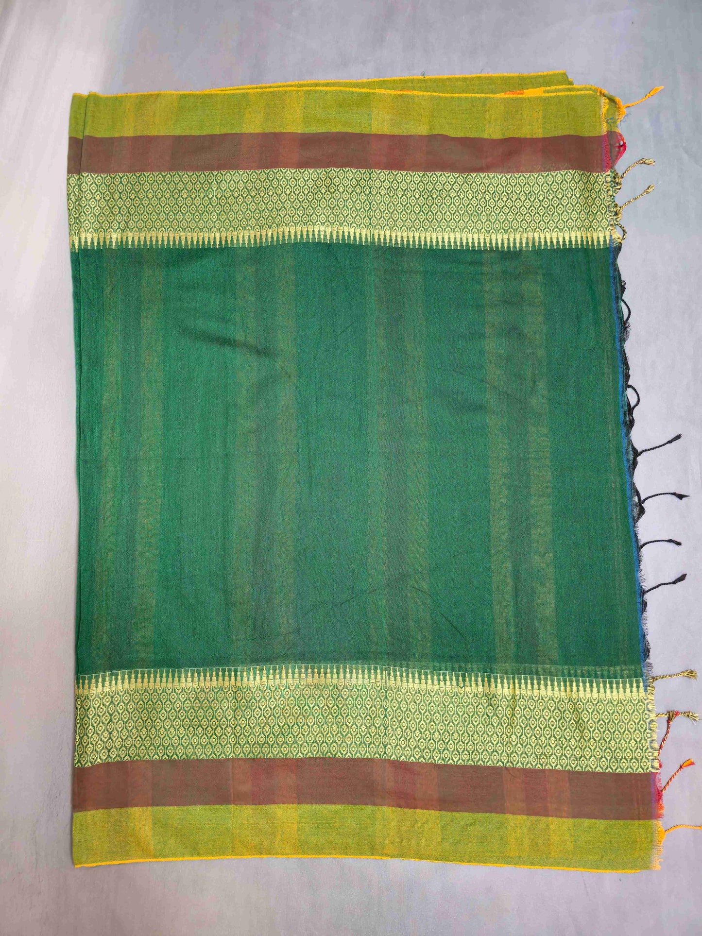 Cotton Saree with thread big border