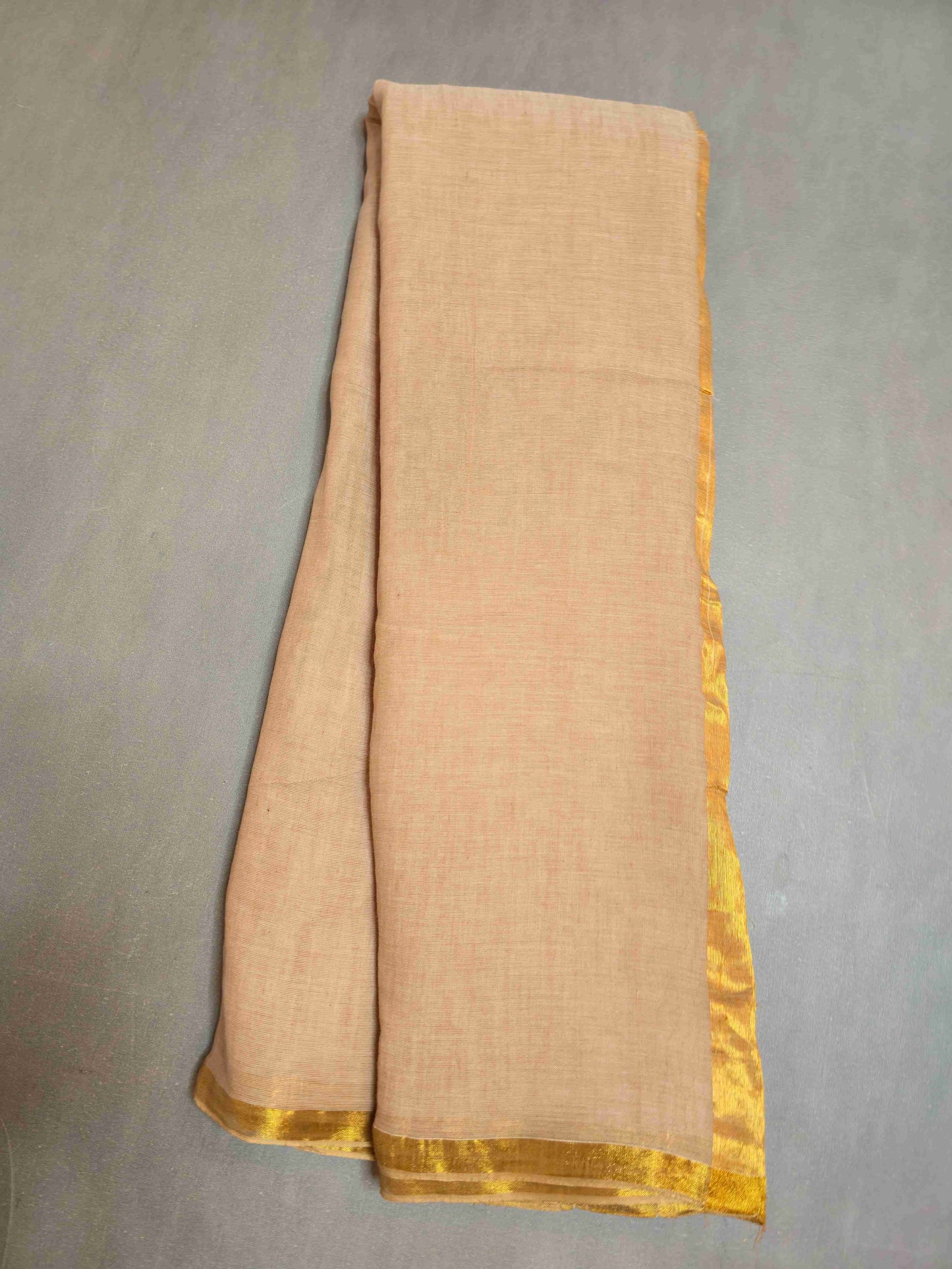 Mul cotton saree with kasavu pallu
