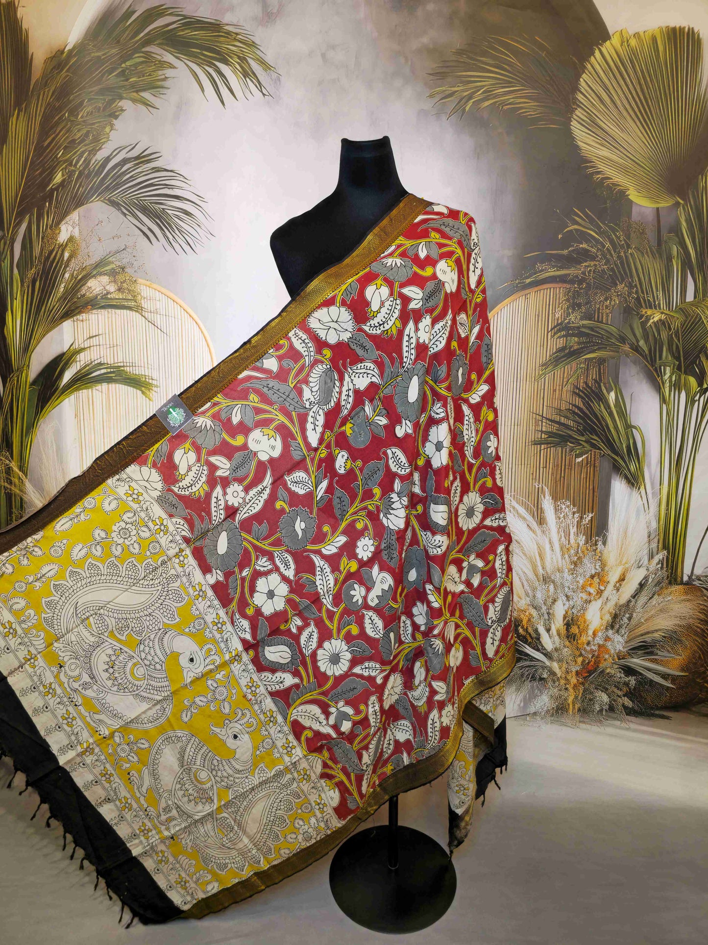 Kalamkari screen printed dupatta with nizam border